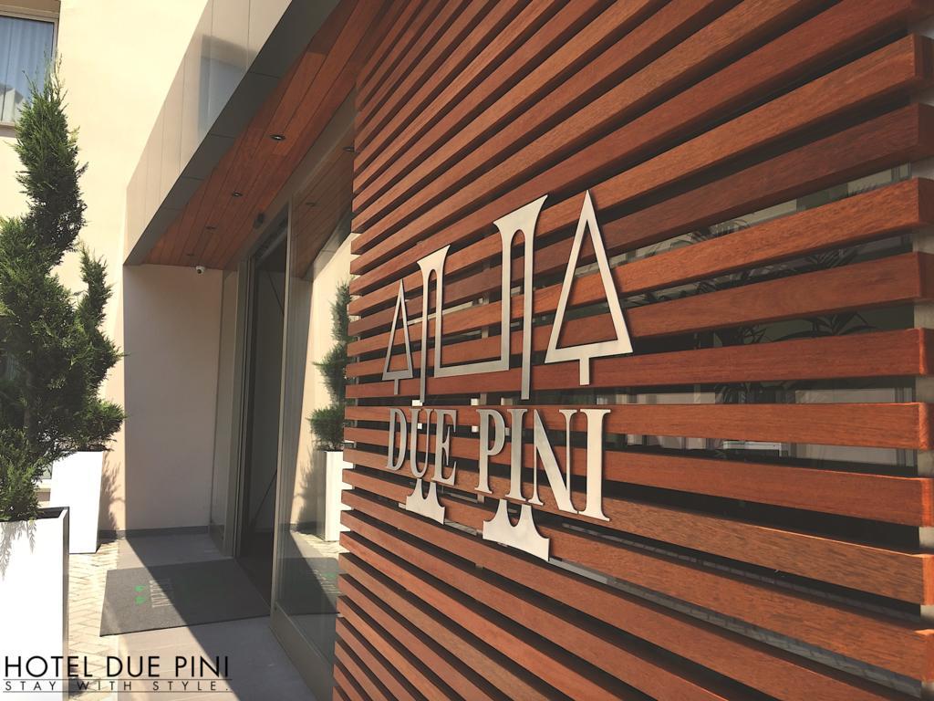 Hotel Due Pini フォルミージネ エクステリア 写真