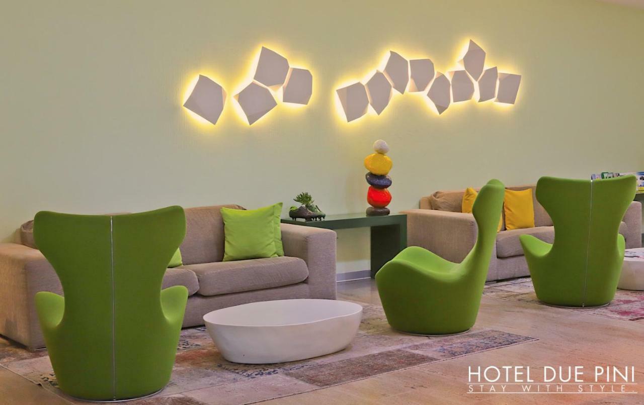 Hotel Due Pini フォルミージネ エクステリア 写真